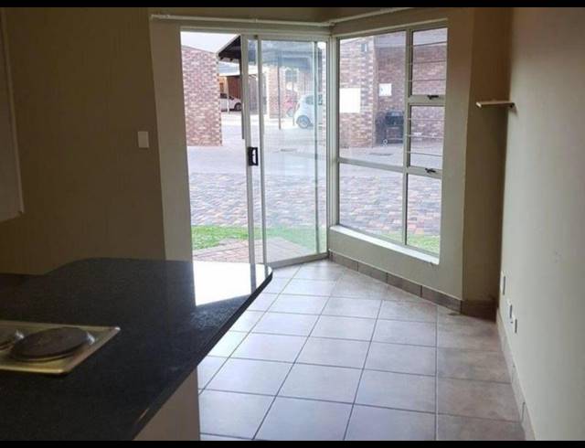 1 BEDROOM APARTMENT FOR SALE IN DASSIE RAND